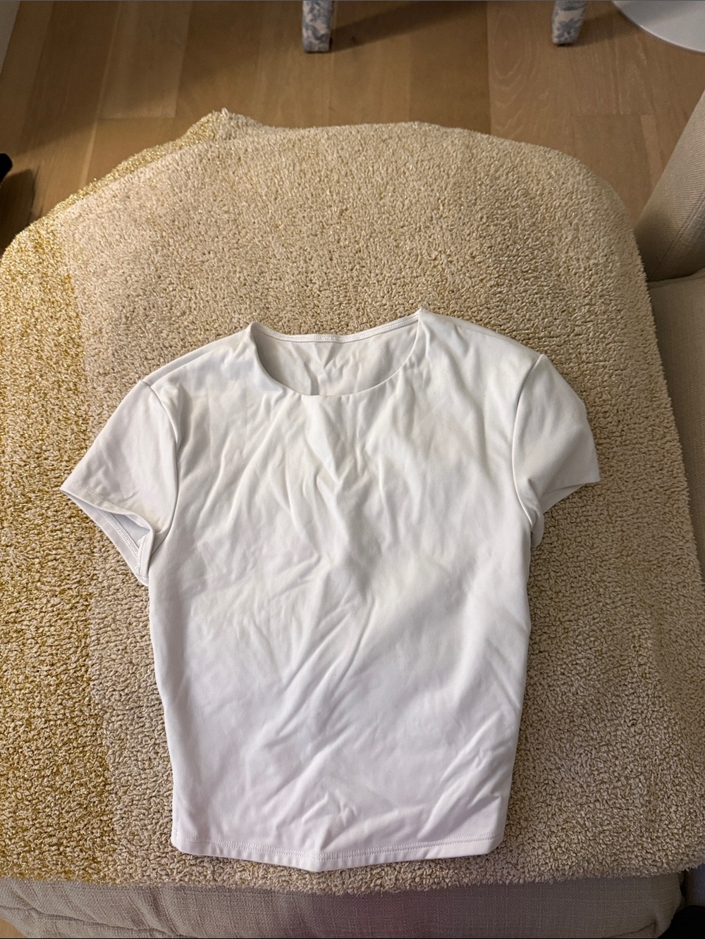 ALO Yoga White Short Sleeve Crewneck Tee